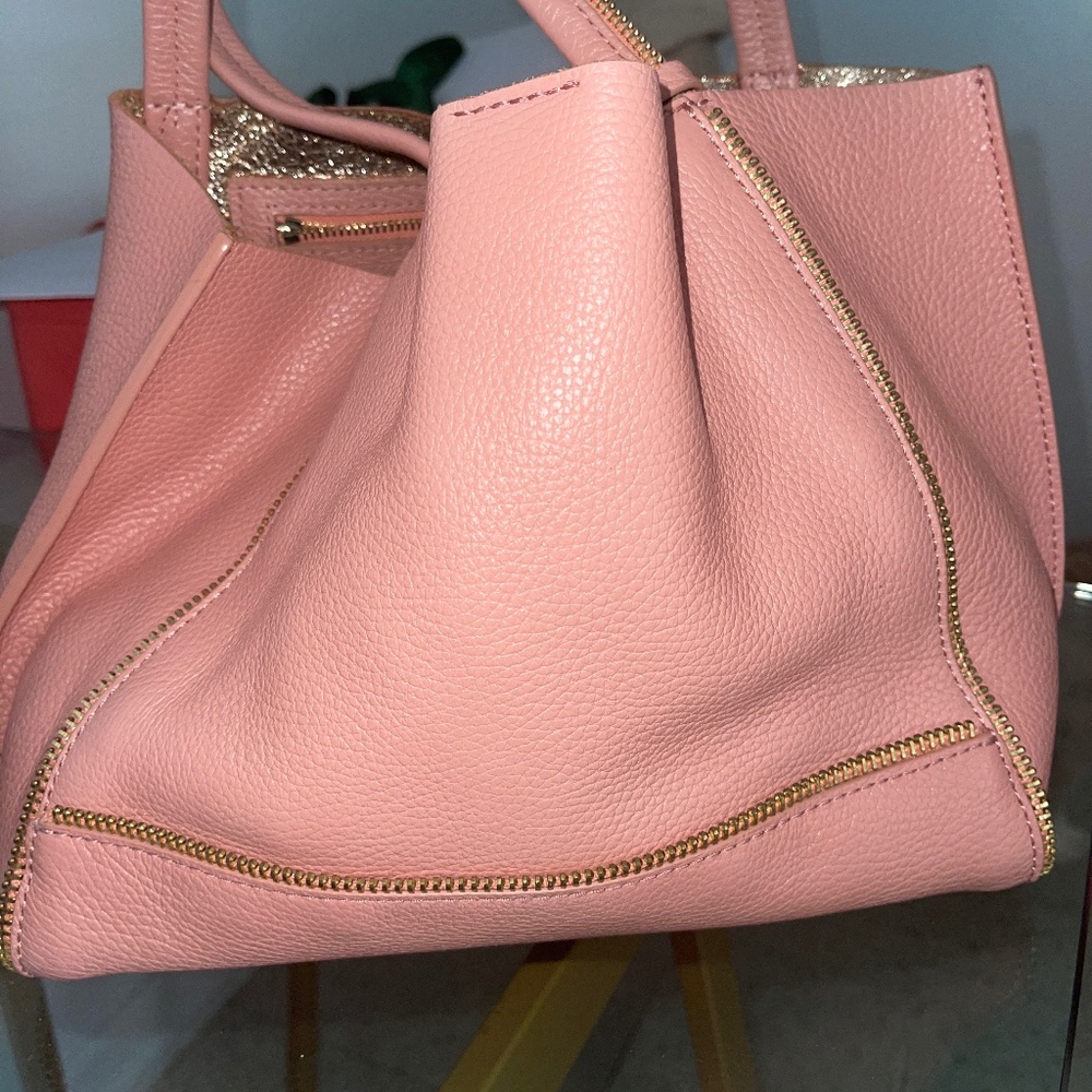Leather bag